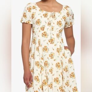 Sunflower puff sleeve dress (plus size)